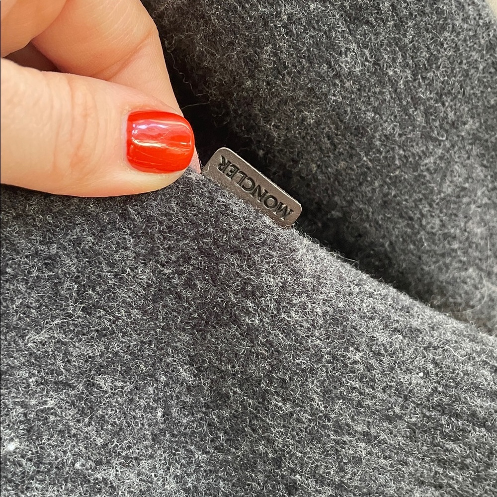 Moncler Dark Gray Patterned Sweater. Marked Large Best for Small Medium - Picture 4 of 13